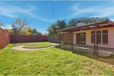 3310 Bryn Mawr Drive, Irving, TX 75062 - Photo 15