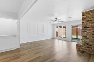 3310 Bryn Mawr Dr, Irving, TX 75062 - Photo 3