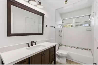 3310 Bryn Mawr Drive, Irving, TX 75062 - Photo 9