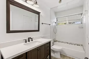 3310 Bryn Mawr Dr, Irving, TX 75062 - Photo 9