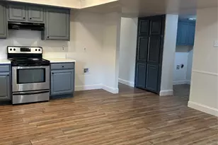 2043 Chestnut Rd, Carrollton, TX 75007 - Photo 9