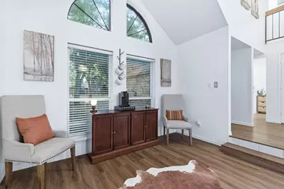 2421 Warrington Drive, Grand Prairie, TX 75052 - Photo 9