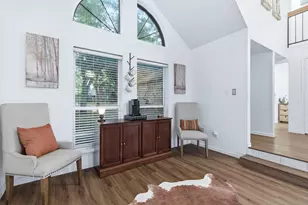 2421 Warrington Dr, Grand Prairie, TX 75052 - Photo 9