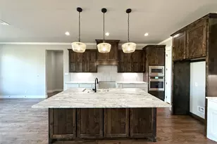 1642 Earhart Dr, Granbury, TX 76049 - Photo 11