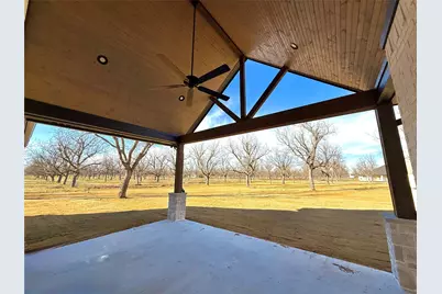 1642 Earhart Drive, Granbury, TX 76049 - Photo 31