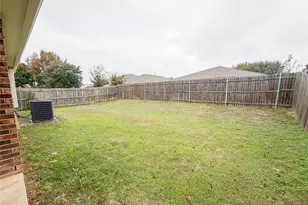 1737 White Feather Ln, Fort Worth, TX 76131 - Photo 33