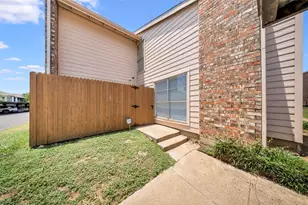5518 Boca Raton Blvd, Fort Worth, TX 76112 - Photo 15