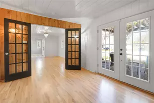 909 W Hunt St, McKinney, TX 75069 - Photo 11