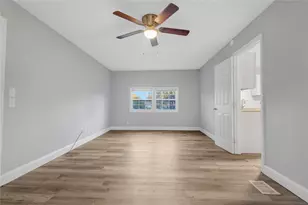 422 Stone St, Mineola, TX 75773 - Photo 5