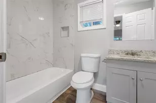 422 Stone St, Mineola, TX 75773 - Photo 3