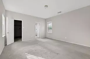 2139 Matagorda Ln, Grand Prairie, TX 75052 - Photo 17