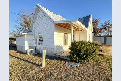 705 Avenue A, Cisco, TX 76437 - Photo 21