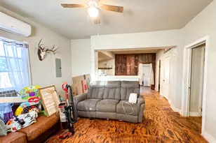 705 Ave A, Cisco, TX 76437 - Photo 9