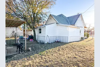 705 Avenue A, Cisco, TX 76437 - Photo 19