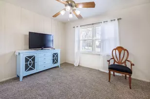 1723 Alhambra St, Dallas, TX 75217 - Photo 19