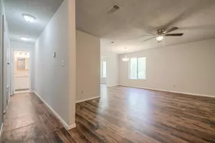 244 W McFarland St, Bells, TX 75414 - Photo 3