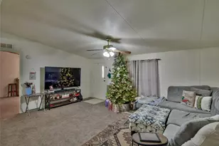 214 Gandy St, Lipan, TX 76462 - Photo 9