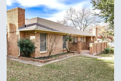 3514 Shady Valley Drive, Pantego, TX 76013 - Photo 1