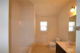 1913 Christopher Creek Dr, Little Elm, TX 75068 - Photo 15