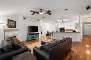 1608 Crestmeadow Ln, Mansfield, TX 76063 - Photo 25