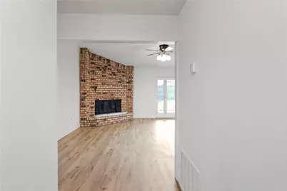 10129 Buffalo Grove Road, Fort Worth, TX 76108 - Photo 3