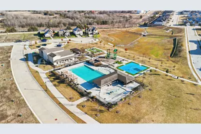 609 Clover Creek Drive #609, Princeton, TX 75071 - Photo 15