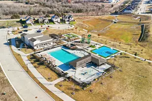 609 Clover Crk Dr, Princeton, TX 75071 - Photo 15