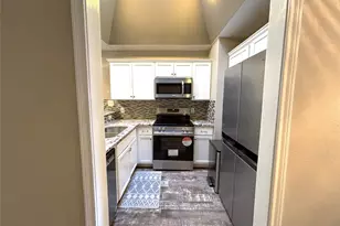 9461 Timberleaf Dr, Dallas, TX 75243 - Photo 11