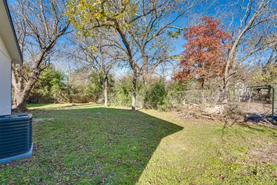 511 Wyatt Street, Waxahachie, TX 75165 - Photo 17