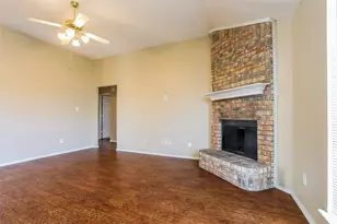 1017 Glencrest Dr, Cedar Hill, TX 75104 - Photo 7