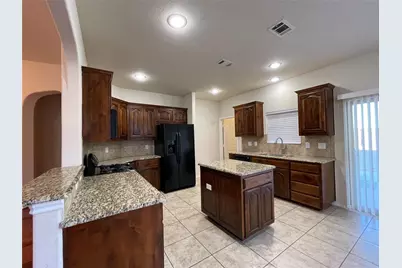 1236 Woodbine Cliff Drive, Fort Worth, TX 76179 - Photo 7