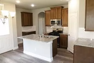 605 Beechwood Dr, Greenville, TX 75402 - Photo 11