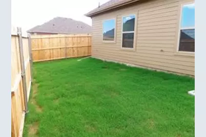 605 Beechwood Drive, Greenville, TX 75402 - Photo 21