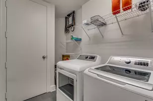 1505 Elm St, Dallas, TX 75201 - Photo 15