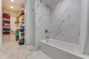 1505 Elm St, Dallas, TX 75201 - Photo 25