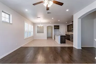 3927 Cascade Sky Drive, Arlington, TX 76005 - Photo 7