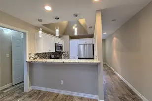 9461 Timberleaf Dr, Dallas, TX 75243 - Photo 13