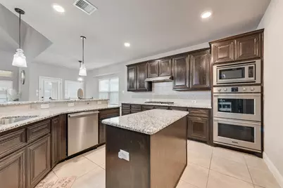 7112 Playa Norte Drive, Grand Prairie, TX 75054 - Photo 13