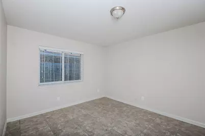 7235 Long Canyon Trail, Dallas, TX 75249 - Photo 13