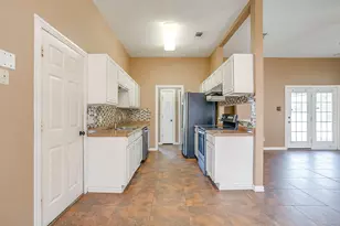 1000 County Rd 1105, Rio Vista, TX 76093 - Photo 11