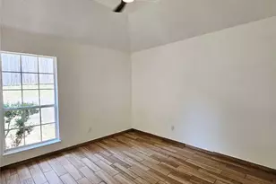 7413 Eastern Dr, Fort Worth, TX 76120 - Photo 11