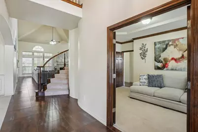 4720 Barn Owl Trail, Grand Prairie, TX 75052 - Photo 5