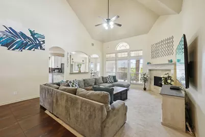 4720 Barn Owl Trail, Grand Prairie, TX 75052 - Photo 11