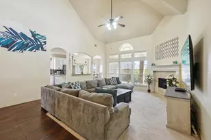 4720 Barn Owl Tr, Grand Prairie, TX 75052 - Photo 11