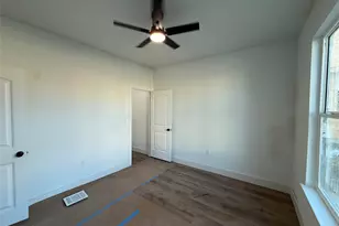 5803 Plum Dale Rd, Dallas, TX 75241 - Photo 7