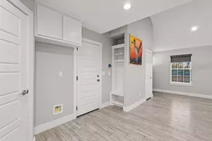 1319 W Gandy St, Denison, TX 75020 - Photo 11