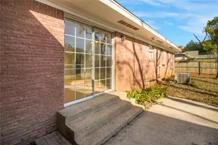 1618 University Dr, Arlington, TX 76013 - Photo 29