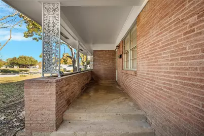 1618 University Drive, Arlington, TX 76013 - Photo 3