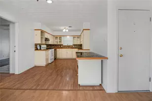 1618 University Dr, Arlington, TX 76013 - Photo 13