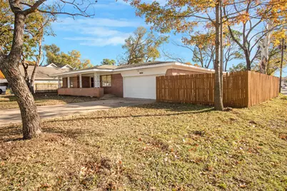 1618 University Drive, Arlington, TX 76013 - Photo 1